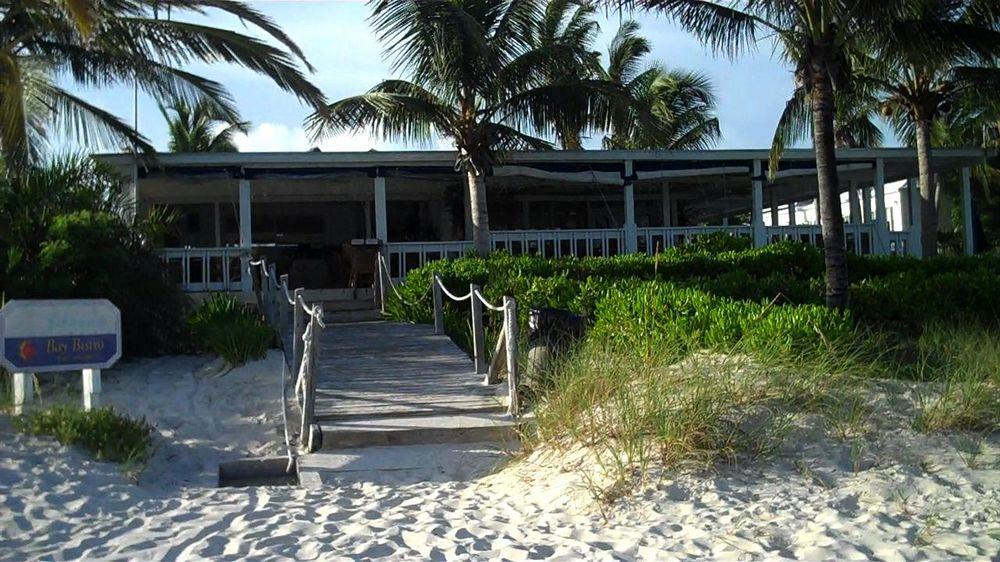 Sibonne Beach Hotel Grace Bay Exterior photo