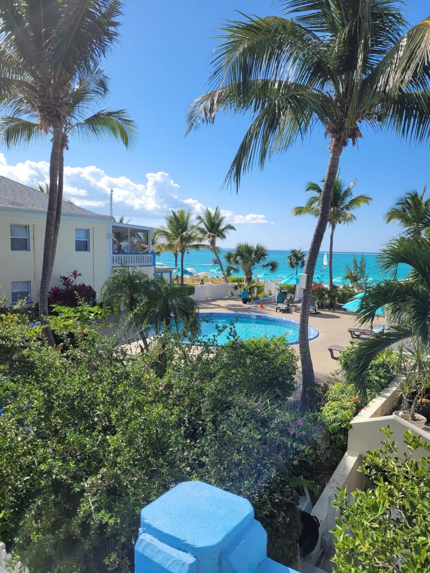 Sibonne Beach Hotel Grace Bay Exterior photo